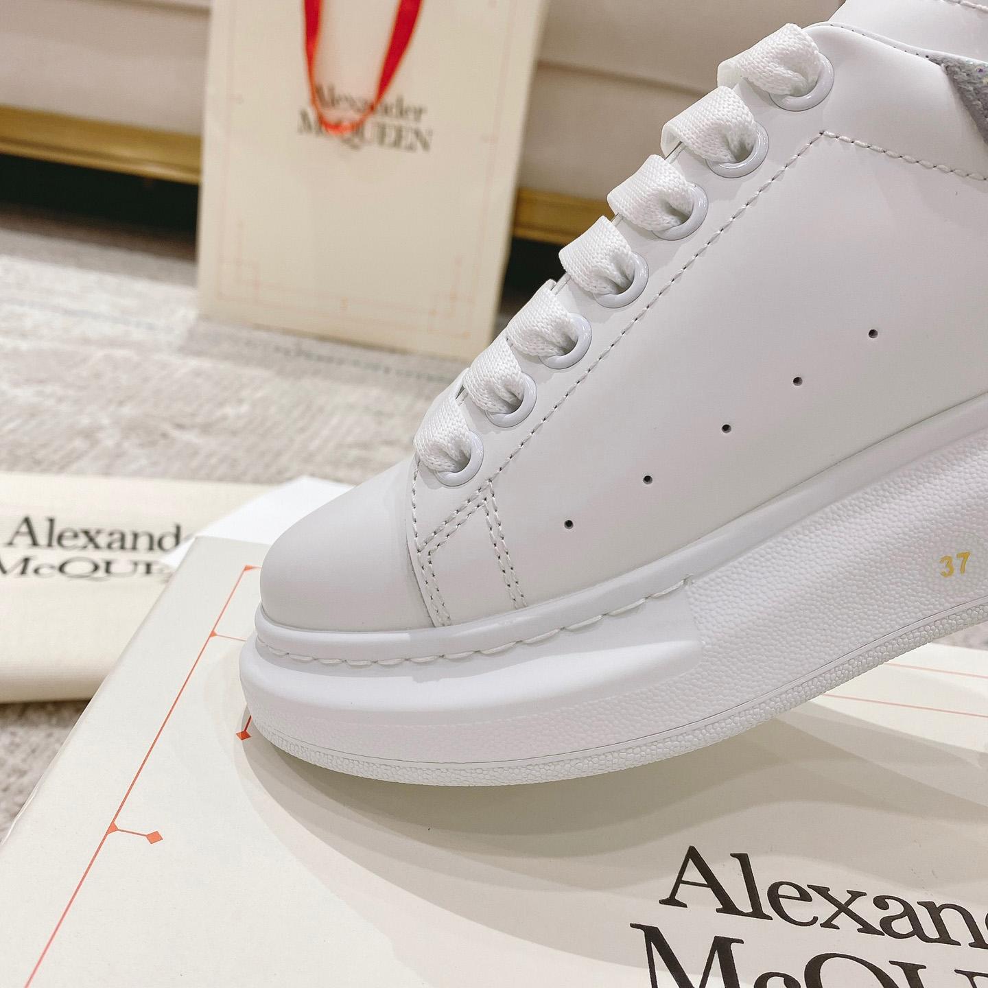 Alexander Mqueen – Übergroßer Sneaker in Weiß - EUR FASHION