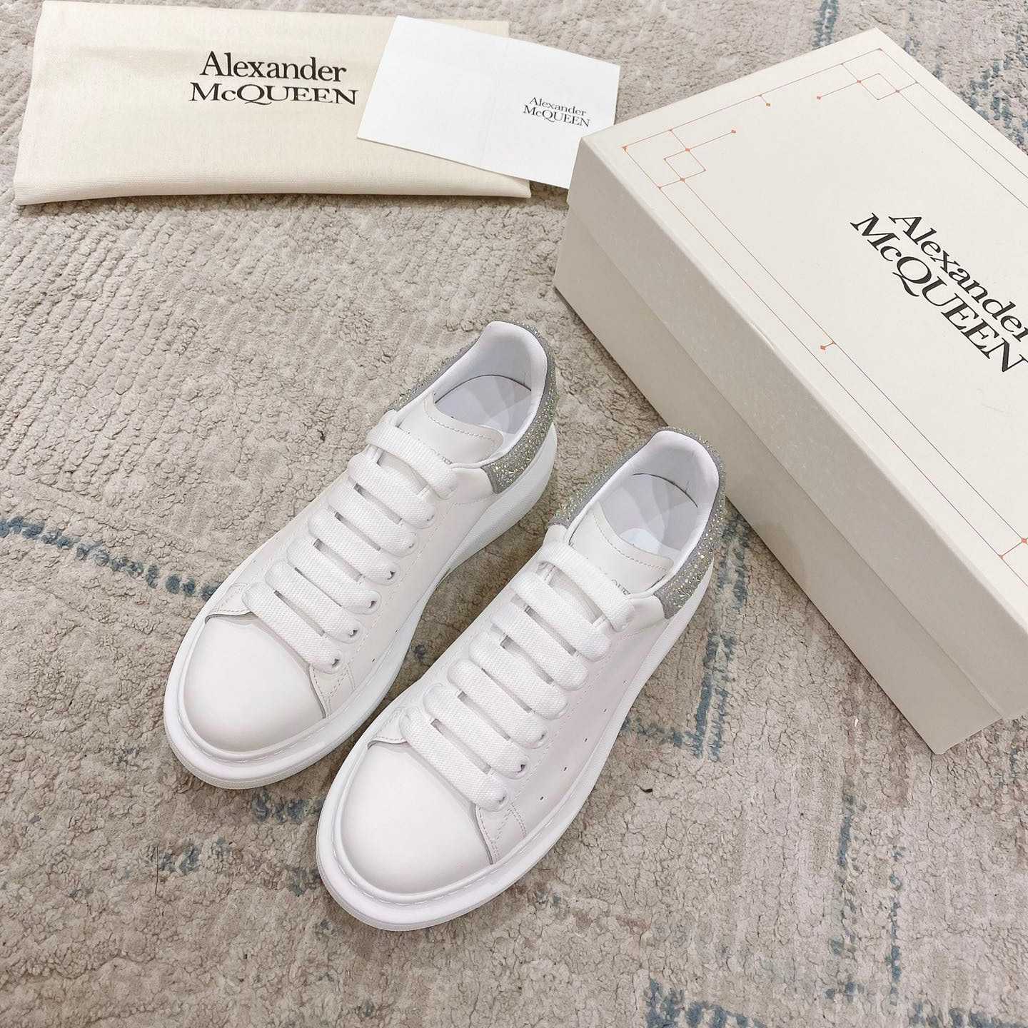 Alexander Mqueen – Übergroßer Sneaker in Weiß - EUR FASHION