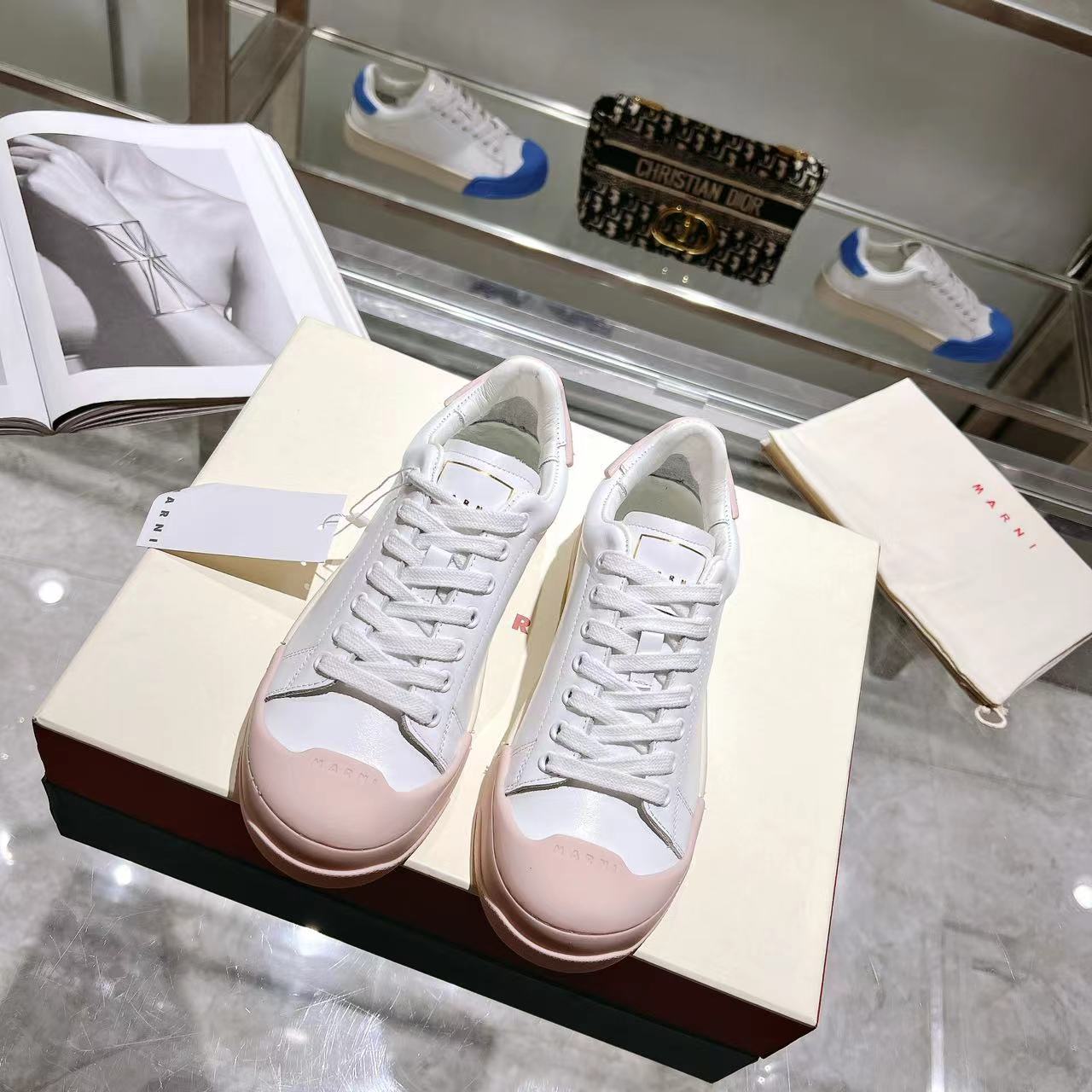 Marni Dada Bumper Sneaker aus weißem und rosa Leder - EUR FASHION