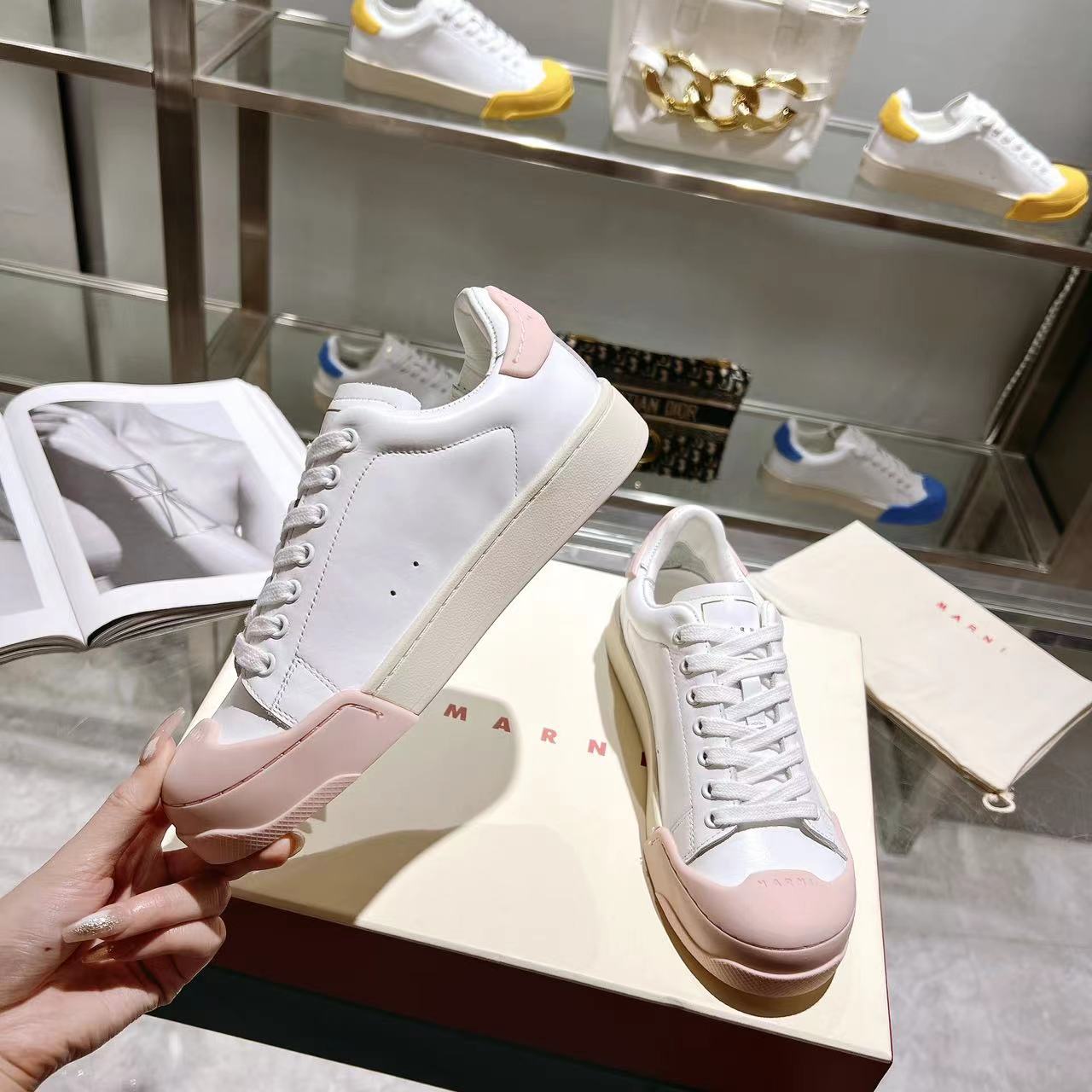 Marni Dada Bumper Sneaker aus weißem und rosa Leder - EUR FASHION