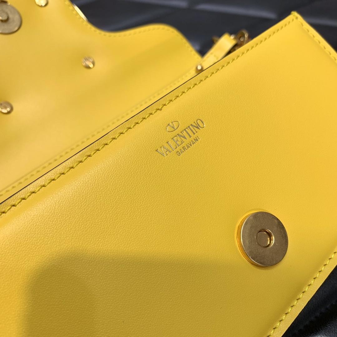 Valenti Locò Kleine Umhängetasche aus Kalbsleder - EUR FASHION