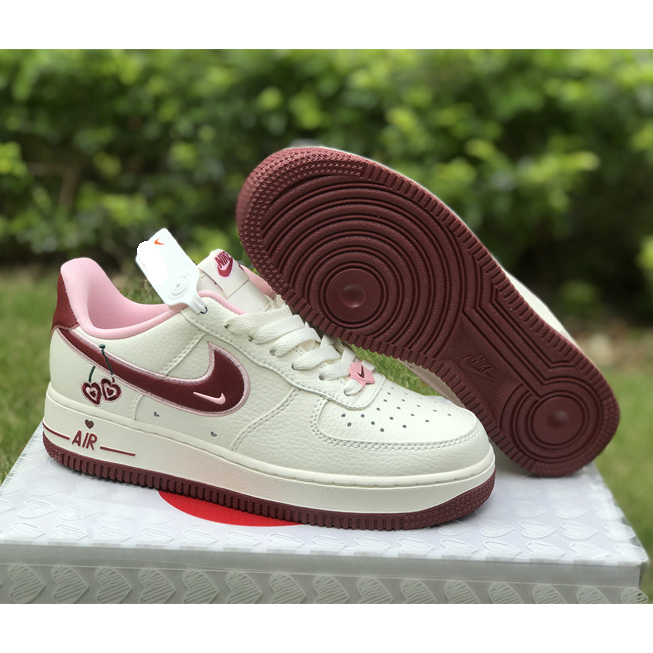 Nike Air Force 1 Low 07 LX „Valentinstag“-Sneaker FD4616-161 - EUR FASHION