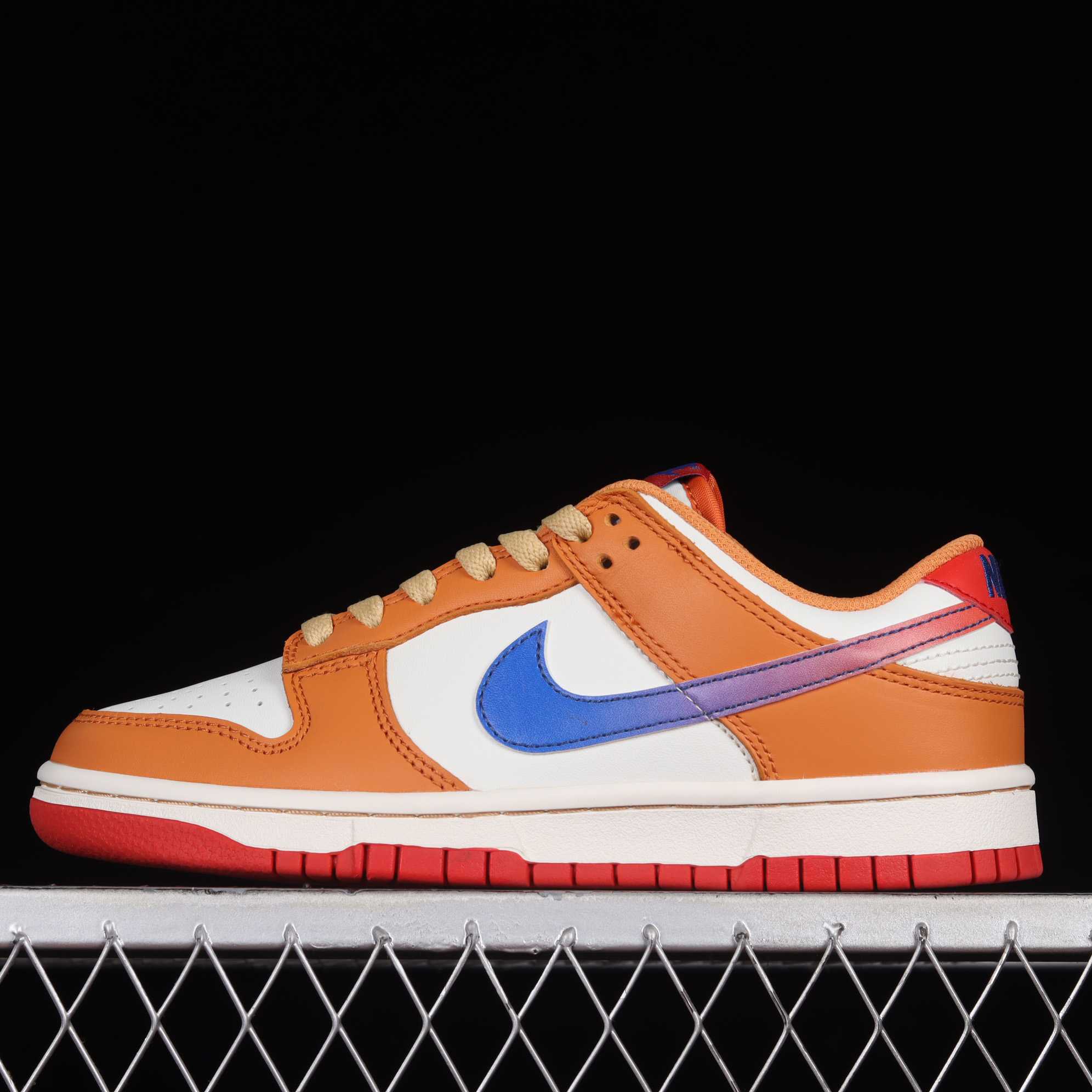 Nike SB Dunk Low „Hot Curry“ Turnschuhe DH9765-101 - EUR FASHION