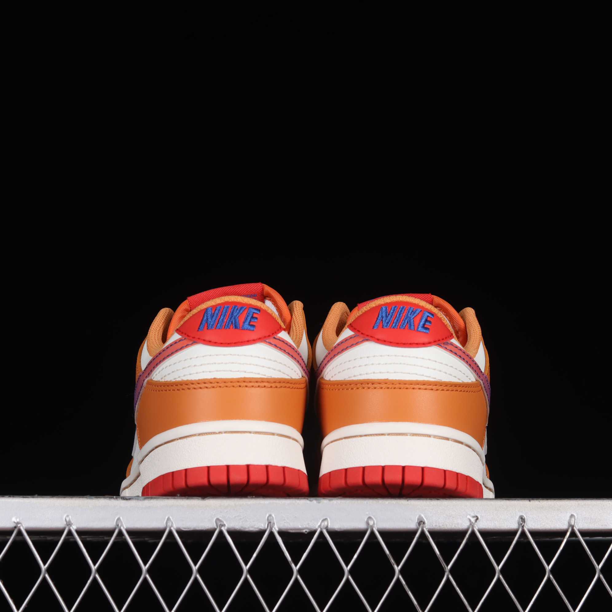 Nike SB Dunk Low „Hot Curry“ Turnschuhe DH9765-101 - EUR FASHION