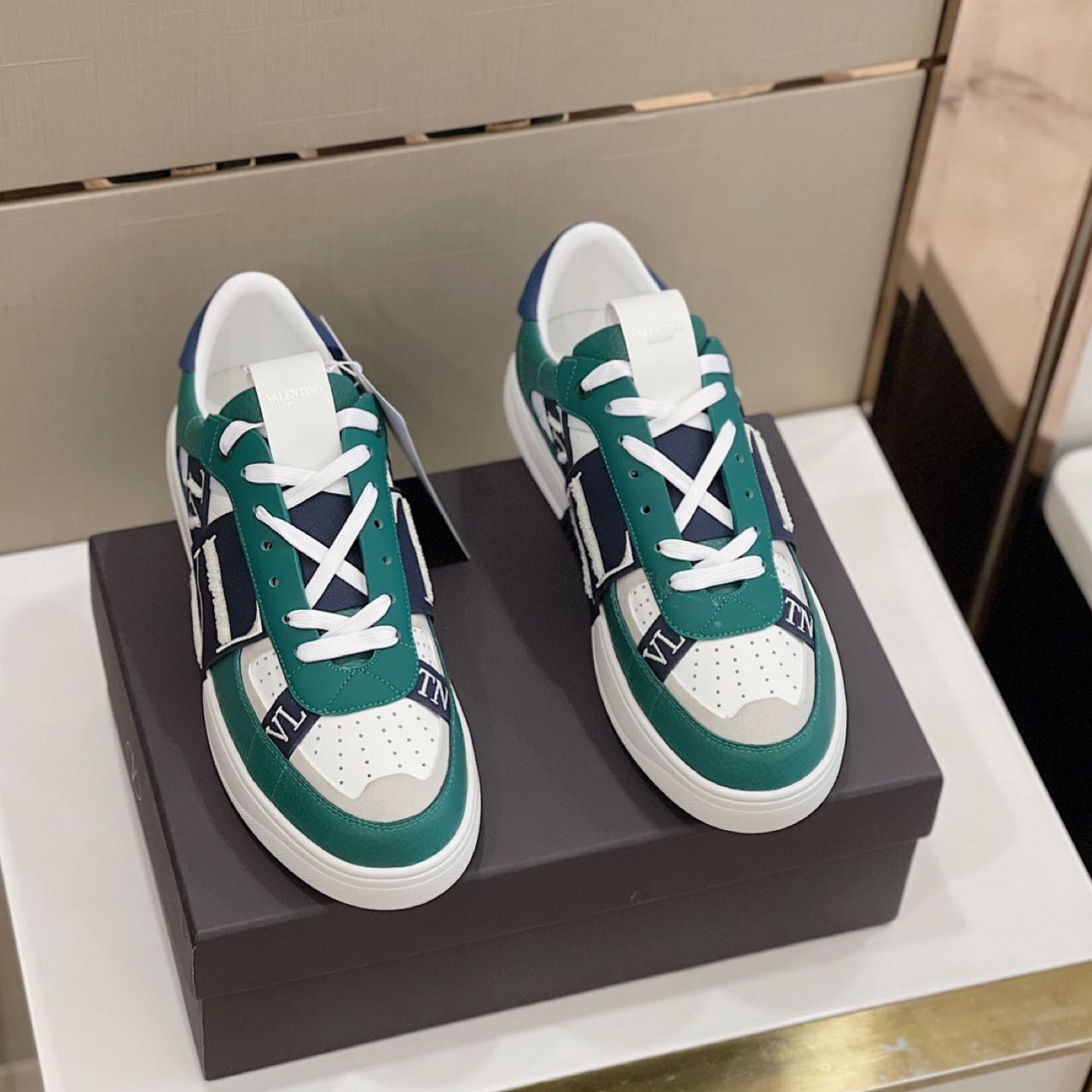 Valenti Garavani VL7N Low-Top-Sneaker - EUR FASHION