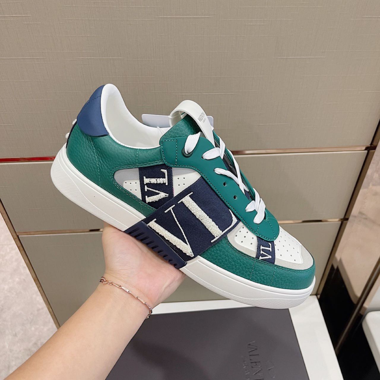 Valenti Garavani VL7N Low-Top-Sneaker - EUR FASHION