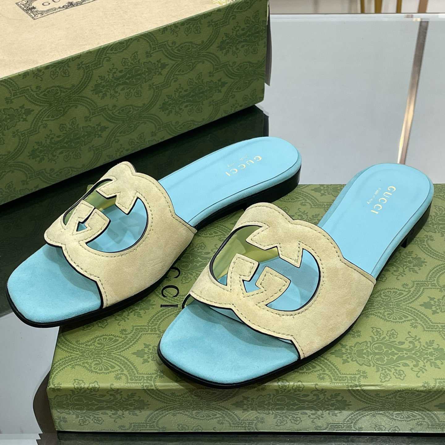 Gucci Damen-Slide-Sandale mit ineinandergreifendem G-Ausschnitt - EUR FASHION