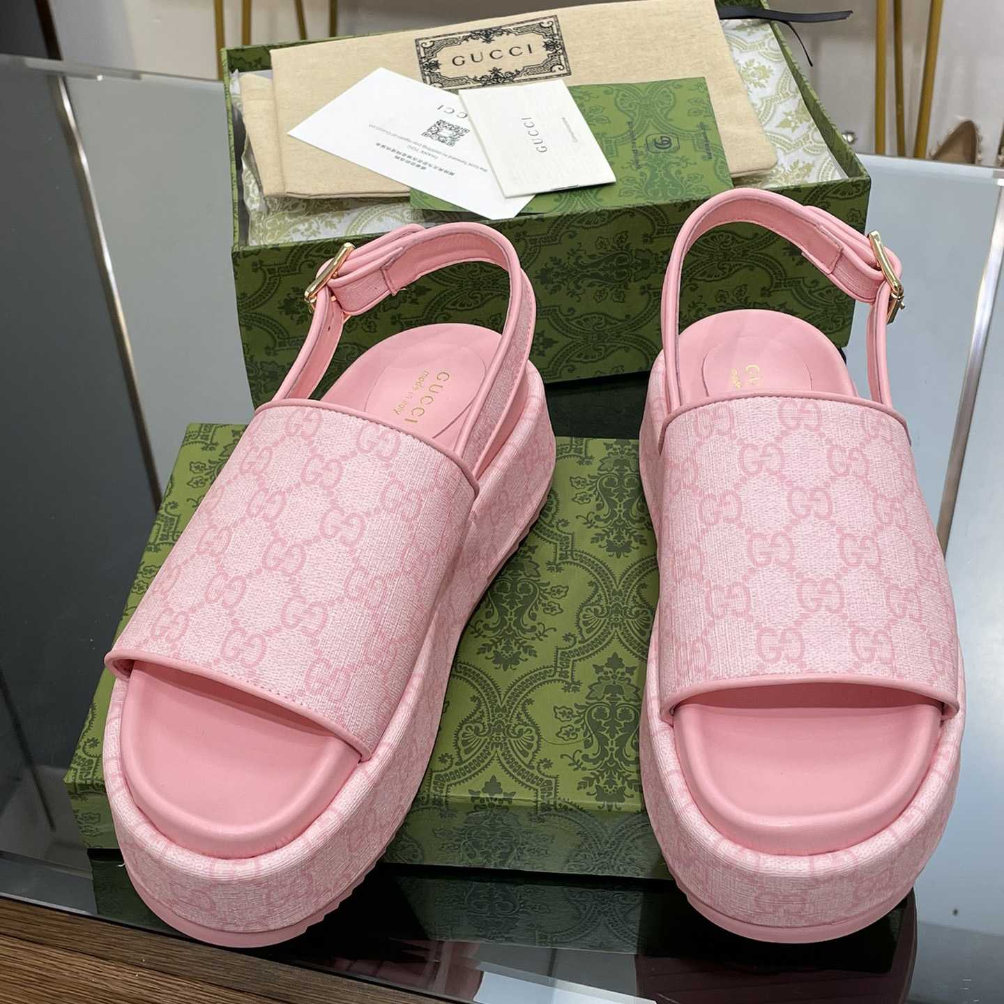 Gucci Damen-Plateau-GG-Sandale - EUR FASHION