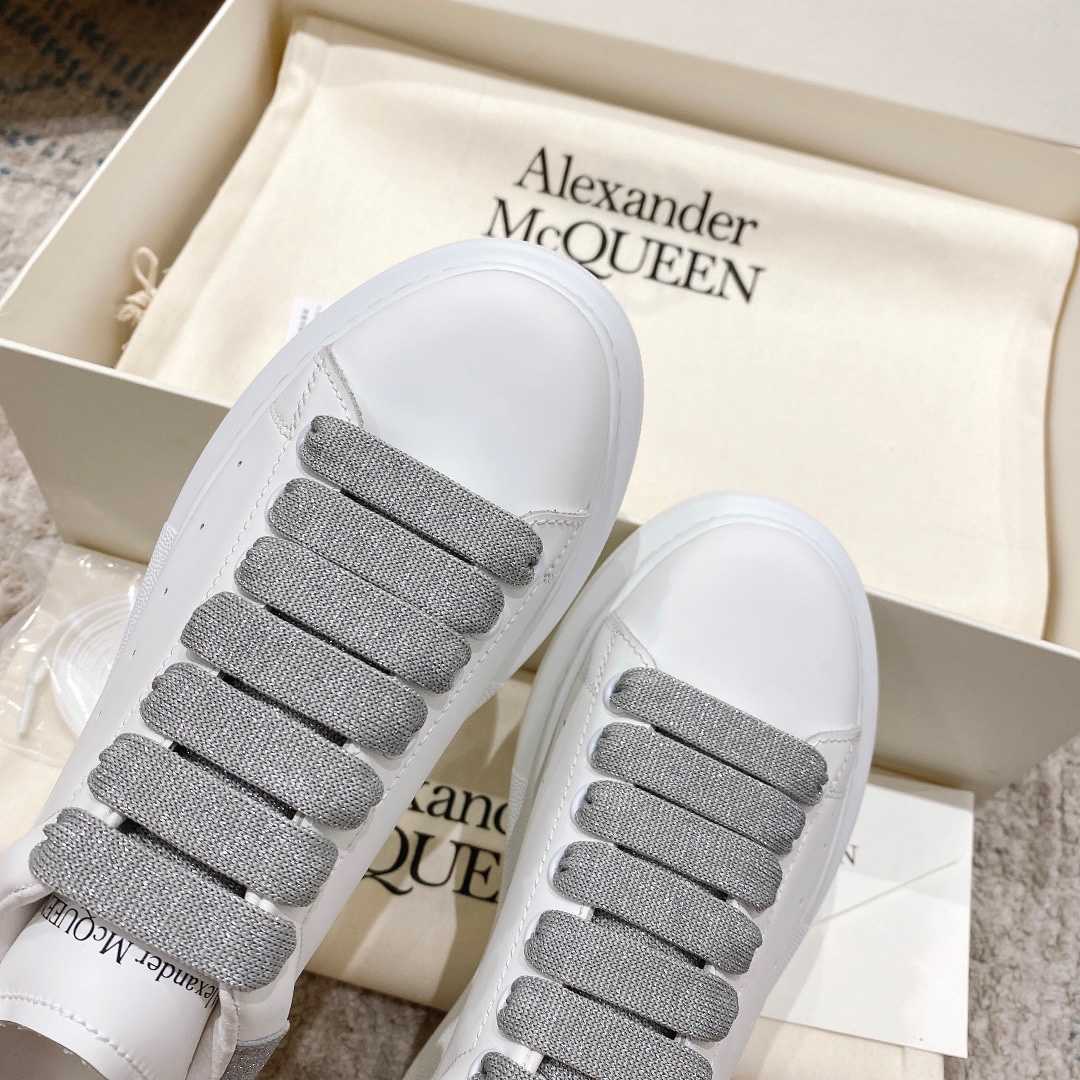 Alexander Mqueen – Übergroßer Sneaker in Weiß - EUR FASHION