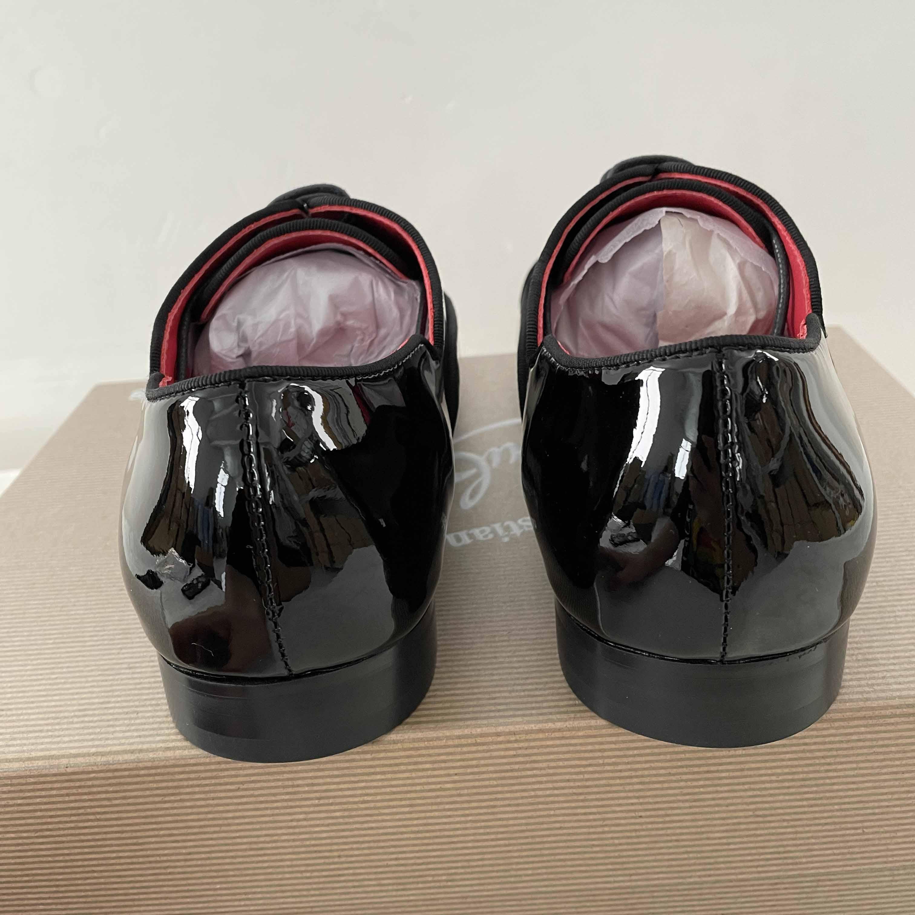 Christian Louboutin Greggy Chick Oxford-Schuhe aus Lackleder - EUR FASHION