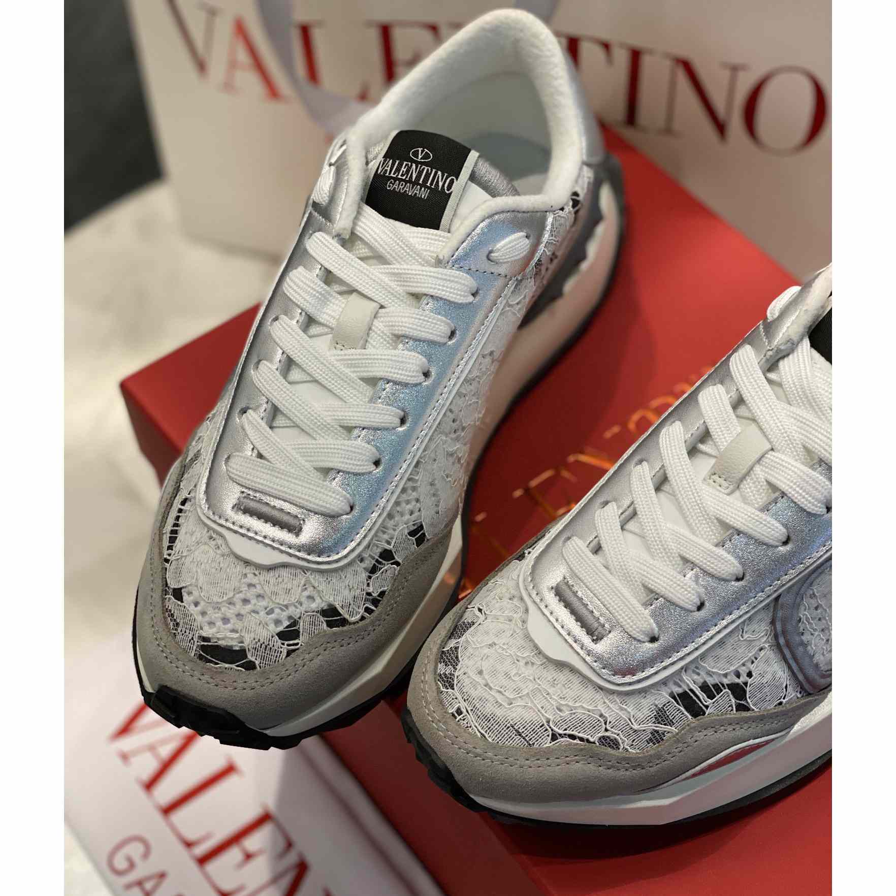 Valenti Lace Runner-Sneaker aus Spitze und Mesh - EUR FASHION