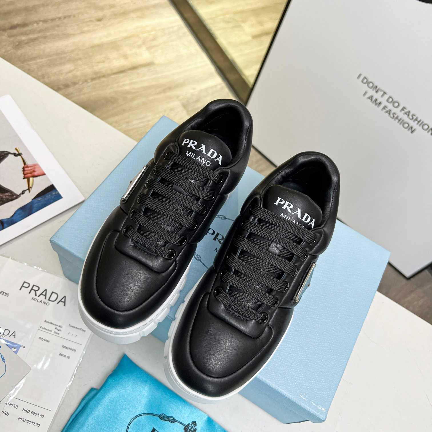 Prada gepolsterte Sneakers aus Nappaleder - EUR FASHION