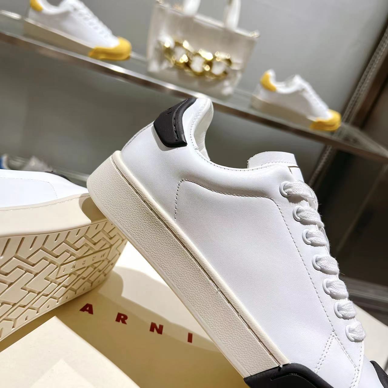 Marni Dada Bumper Sneaker aus weißem und schwarzem Leder - EUR FASHION