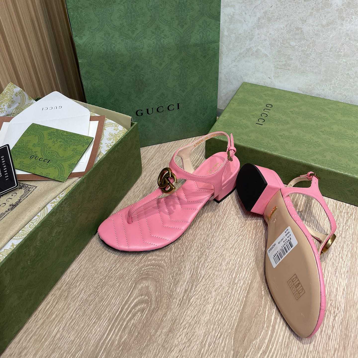 Gucci Damen-Sandale mit Doppel-G - EUR FASHION