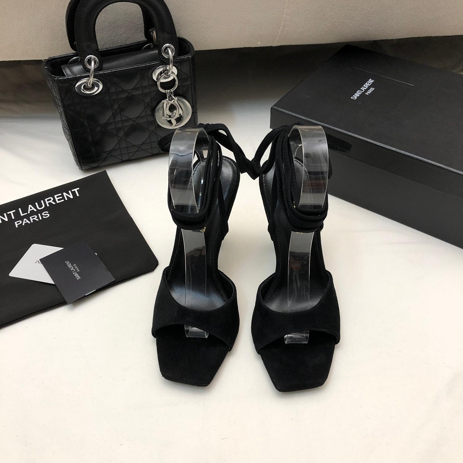 Saint Laurent Paz Sandalen aus Wildleder und metallisiertem Leder - EUR FASHION
