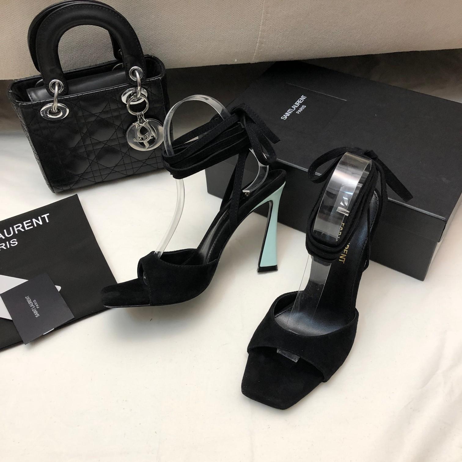 Saint Laurent Paz Sandalen aus Wildleder und metallisiertem Leder - EUR FASHION