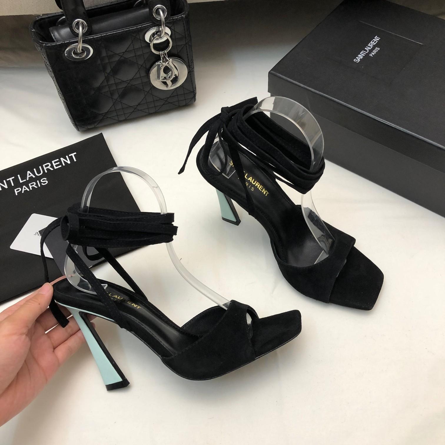 Saint Laurent Paz Sandalen aus Wildleder und metallisiertem Leder - EUR FASHION