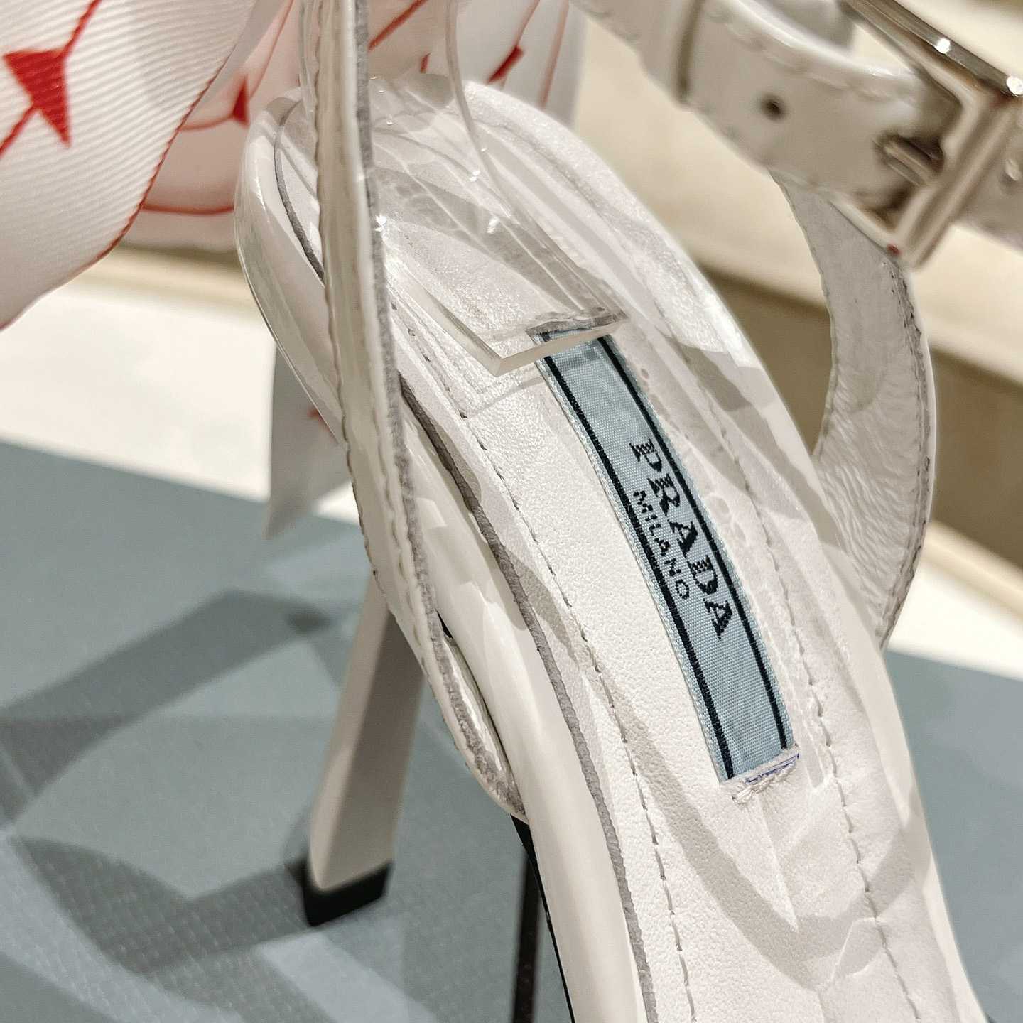 Prada-Pumps aus Lackleder - EUR FASHION