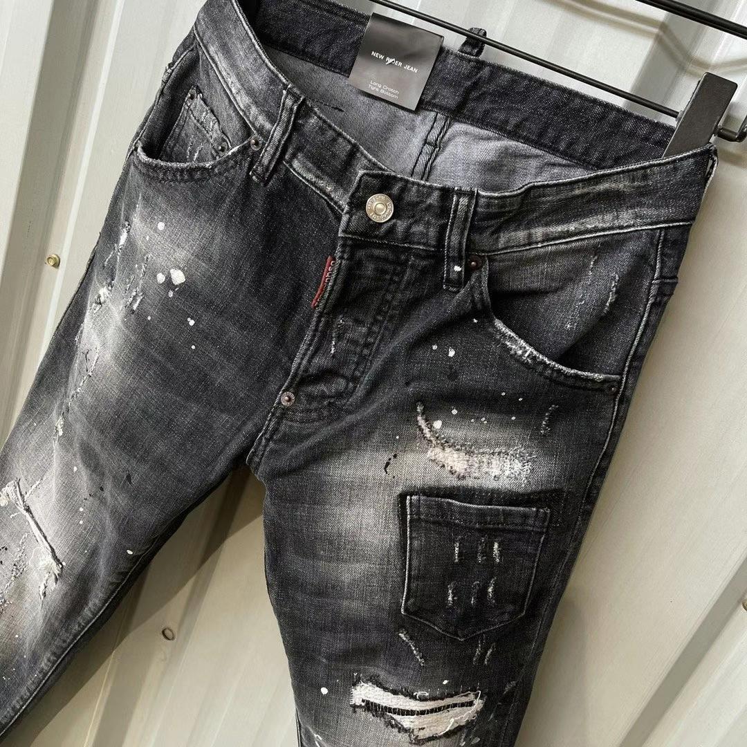 Dsquared2 Distressed-Jeans in mittlerer Waschung 9136 - EUR FASHION