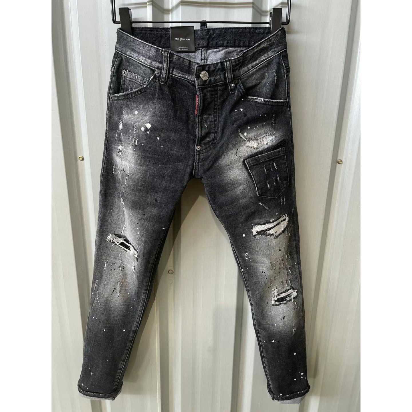 Dsquared2 Distressed-Jeans in mittlerer Waschung 9136 - EUR FASHION