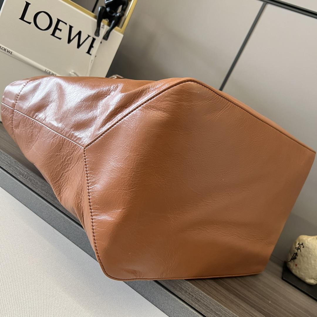 Loewe Fold Shopper aus Papierkalbsleder - EUR FASHION