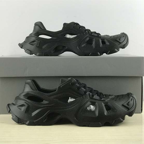 Balenciaga HD Schnür-Sneaker in Schwarz - EUR FASHION