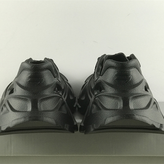 Balenciaga HD Schnür-Sneaker in Schwarz - EUR FASHION
