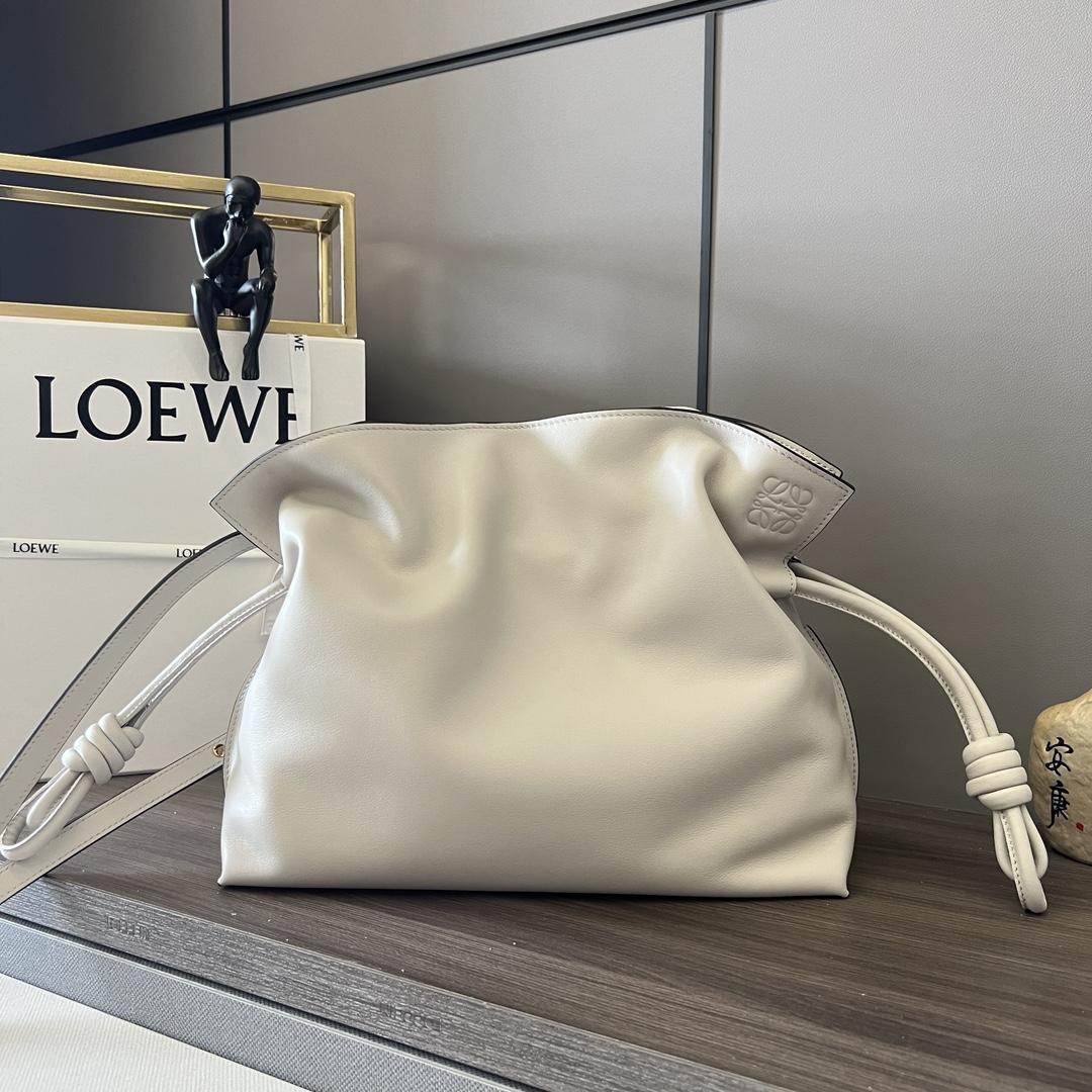 Loewe Flamenco Clutch aus Nappa-Kalbsleder - EUR FASHION