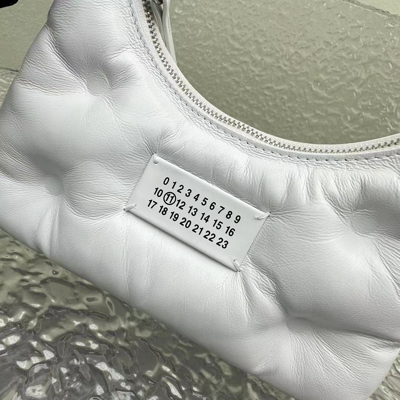 Maison Margiela Micro Glam Slam Umhängetasche (10–20,5 cm) - EUR FASHION