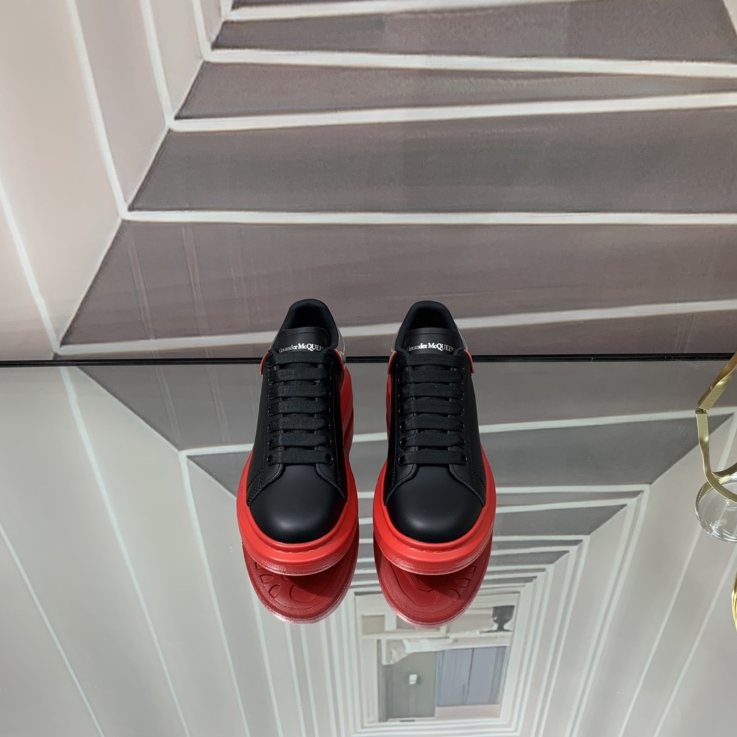 Alexander Mqueen Übergroße Low-Top-Sneaker - EUR FASHION