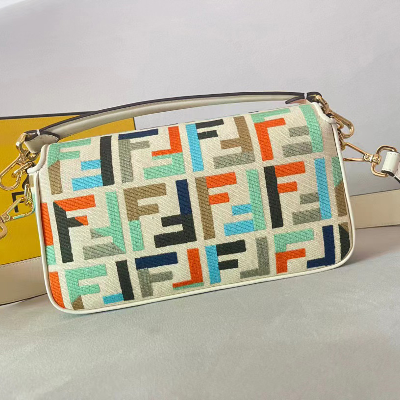 Fendi Baguette Mehrfarbige Canvas-Tasche mit FF-Stickerei - EUR FASHION