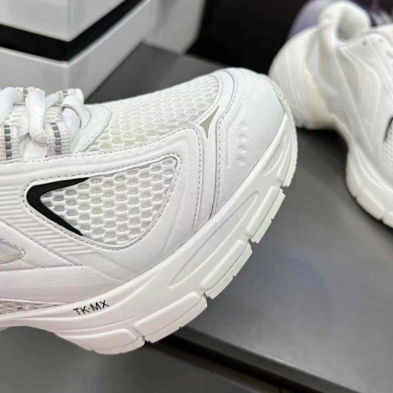 Givenchy TK-MX Runner-Sneaker aus Mesh - EUR FASHION