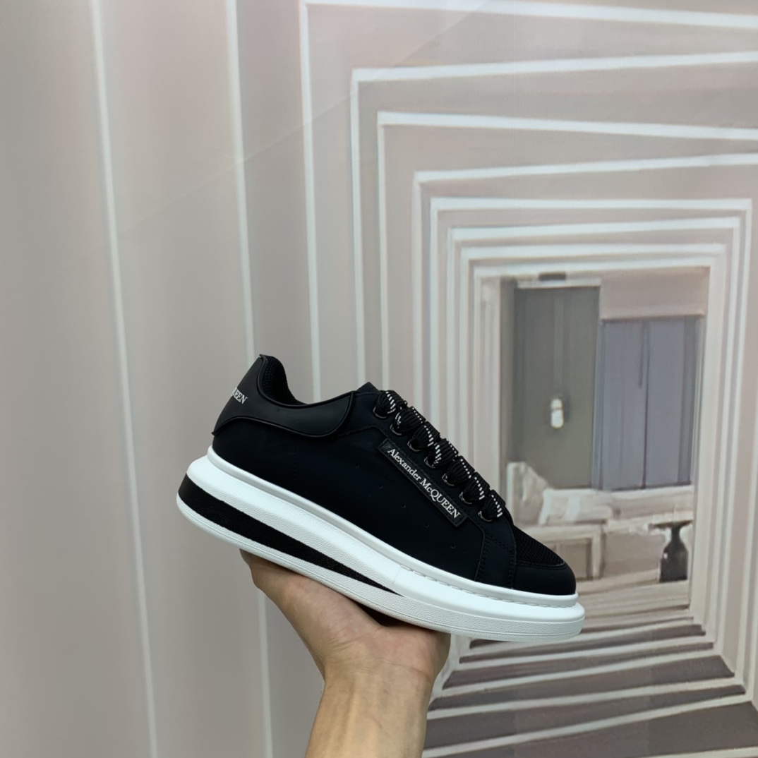Alexander Mqueen Übergroße Low-Top-Sneaker - EUR FASHION