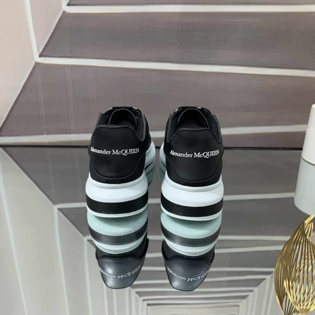 Alexander Mqueen Übergroße Low-Top-Sneaker - EUR FASHION