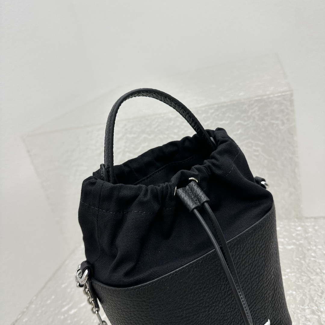 Maison Margiela Damen-Beuteltasche (15 x 23 x 15 cm) - EUR FASHION