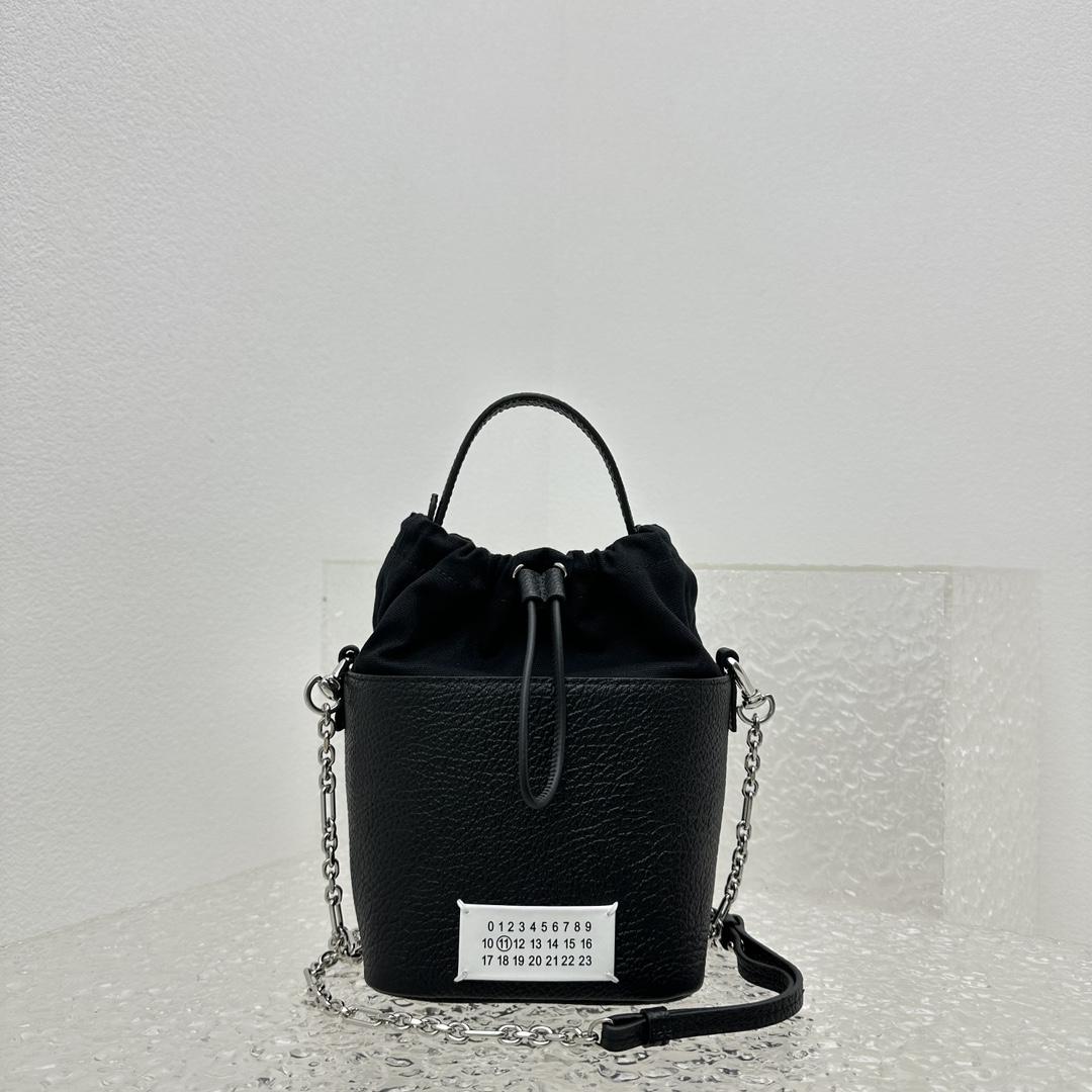 Maison Margiela Damen-Beuteltasche (15 x 23 x 15 cm) - EUR FASHION