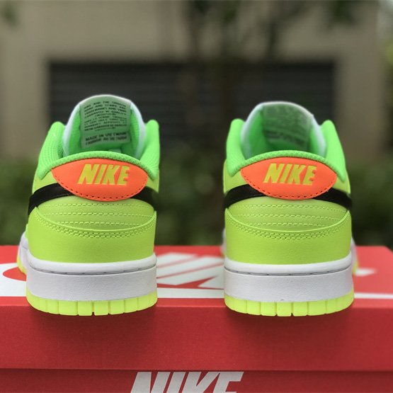 Nike Dunk Low „Glow in the Dark Sneaker FJ4610-702 - EUR FASHION