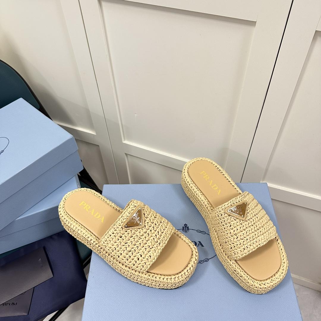 Prada Häkel-Flatform-Slides - EUR FASHION