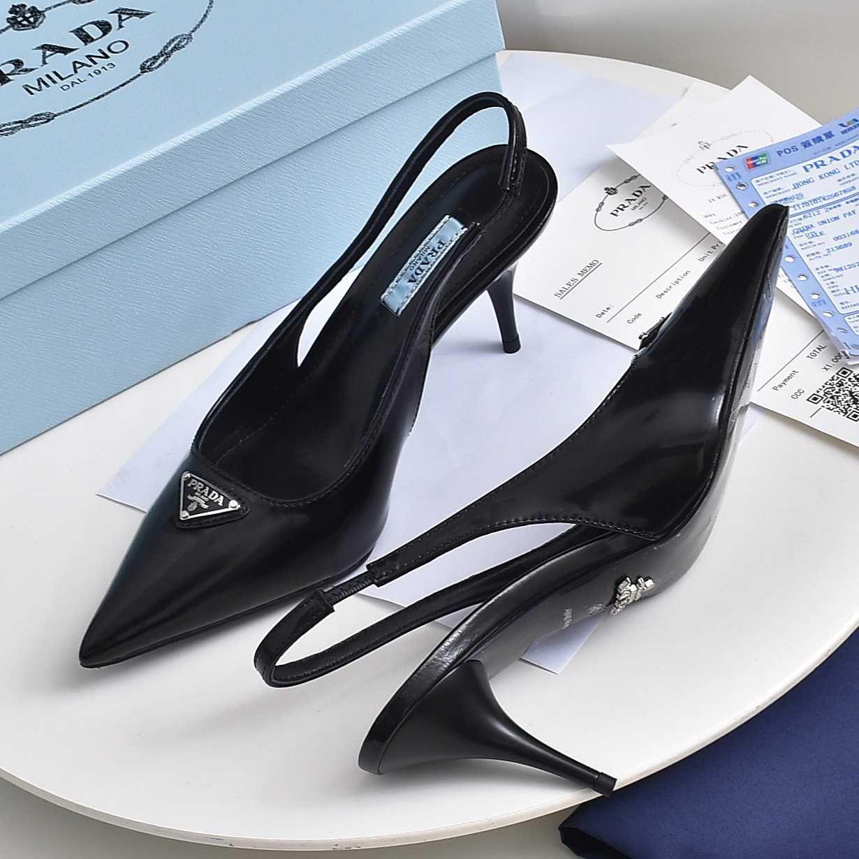 Prada Slingback-Pumps aus gebürstetem Leder - EUR FASHION