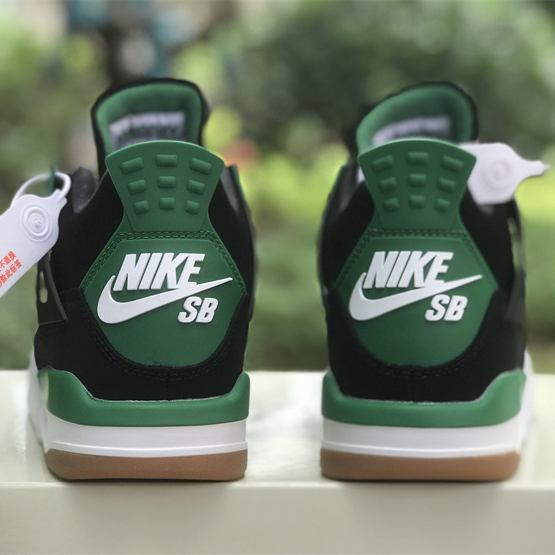 Nike SB x Air Jordan 4 Sneaker DR5415-030 - EUR FASHION