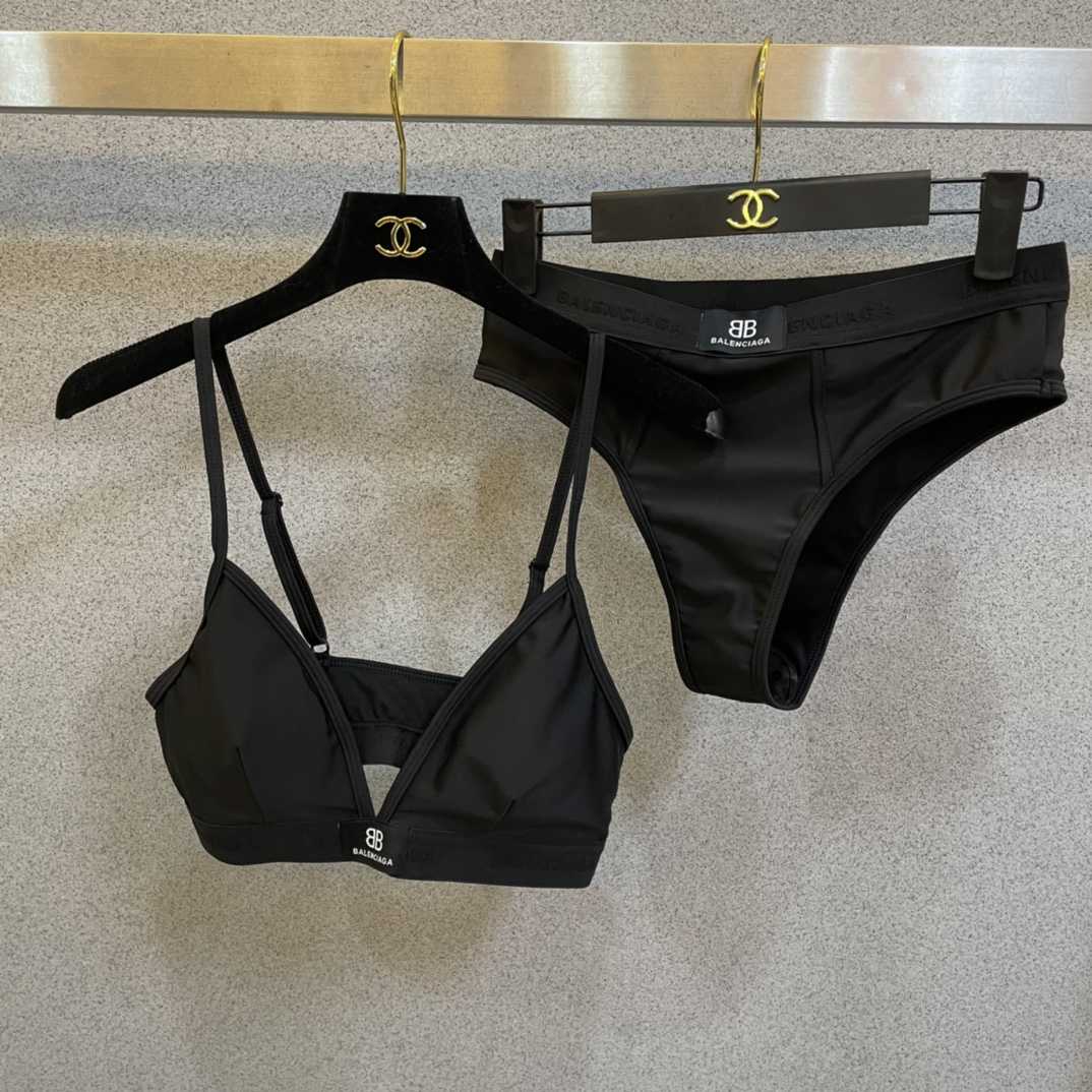 Balenciaga Sportliches Bikini-Set in Schwarz - EUR FASHION