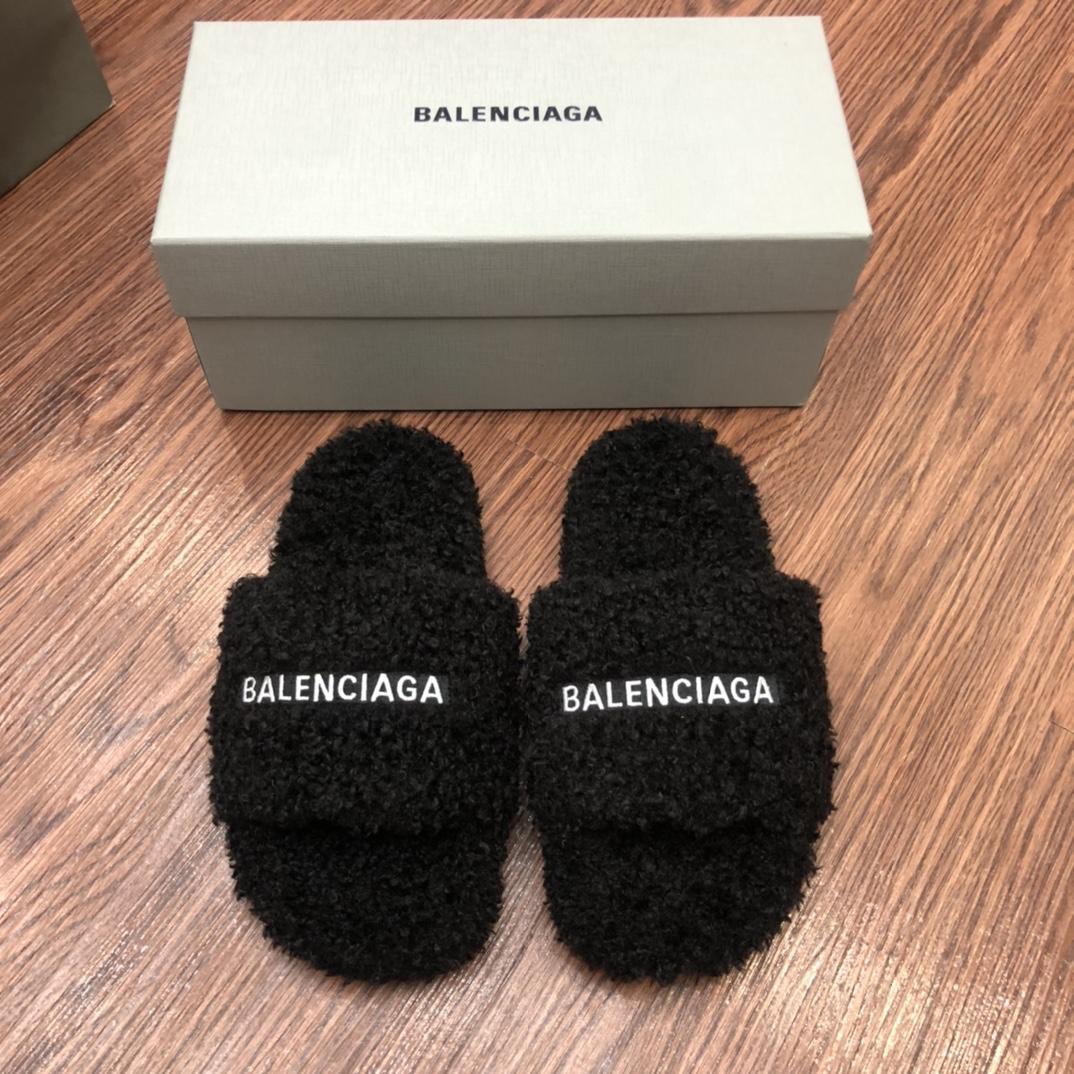 Balenciaga Furry Slide Sandale - EUR FASHION