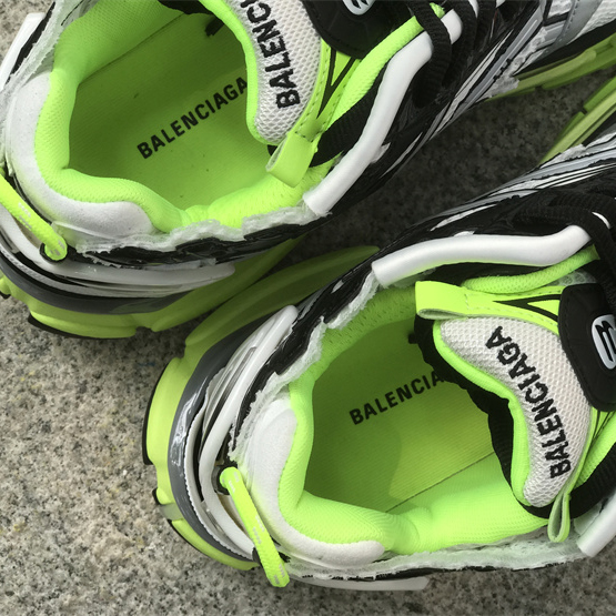 Balenciaga Runner Sneaker in Weiß - EUR FASHION