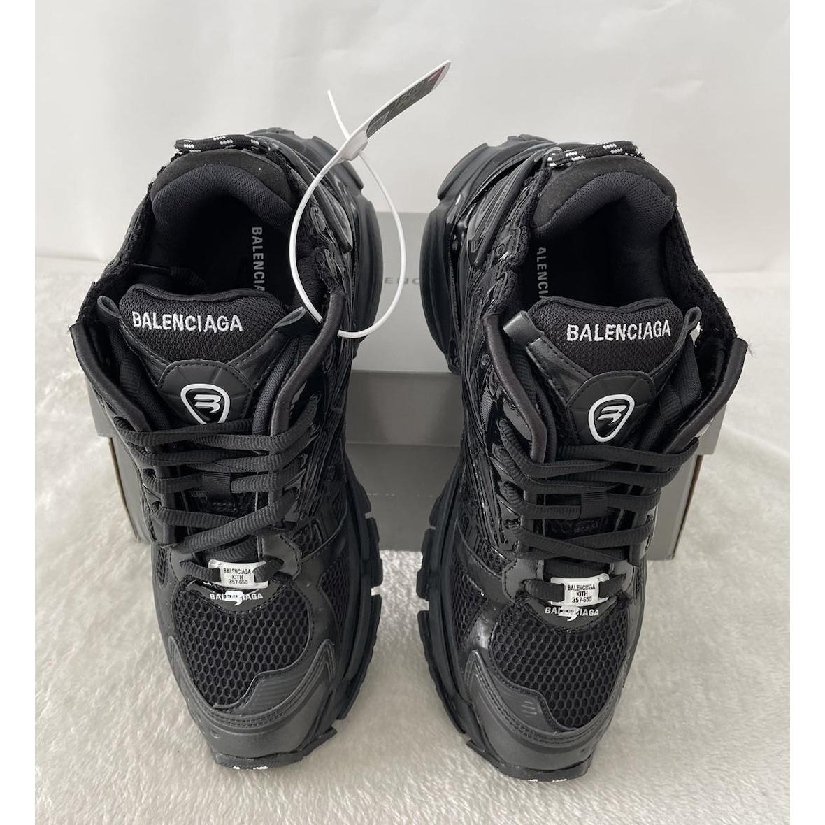 Balenciaga Runner Sneaker in Schwarz - EUR FASHION