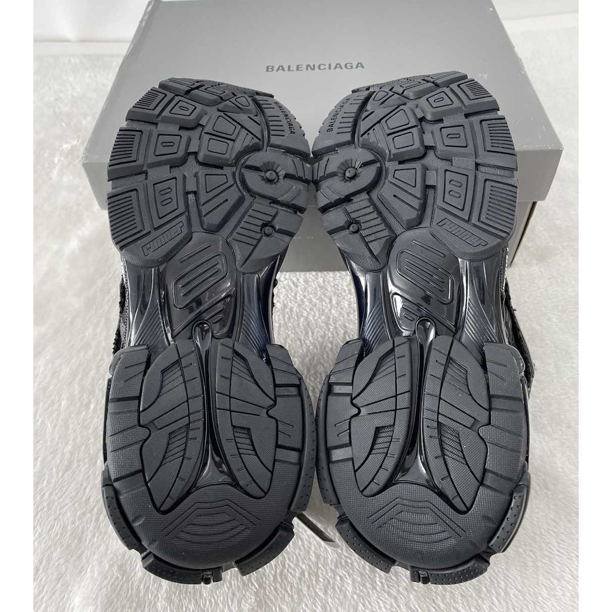 Balenciaga Runner Sneaker in Schwarz - EUR FASHION