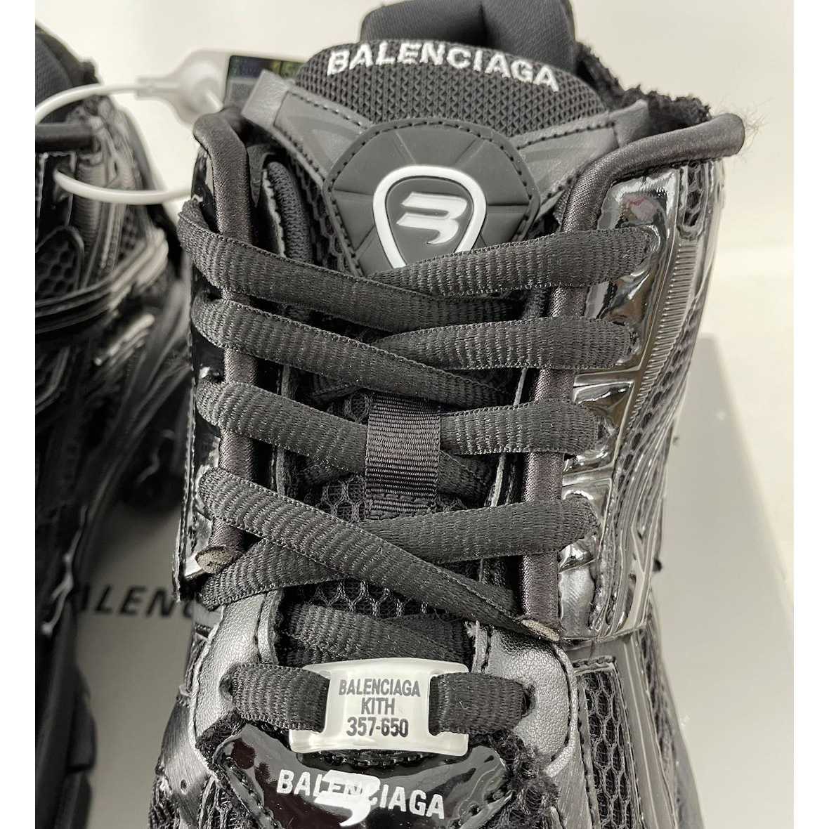 Balenciaga Runner Sneaker in Schwarz - EUR FASHION