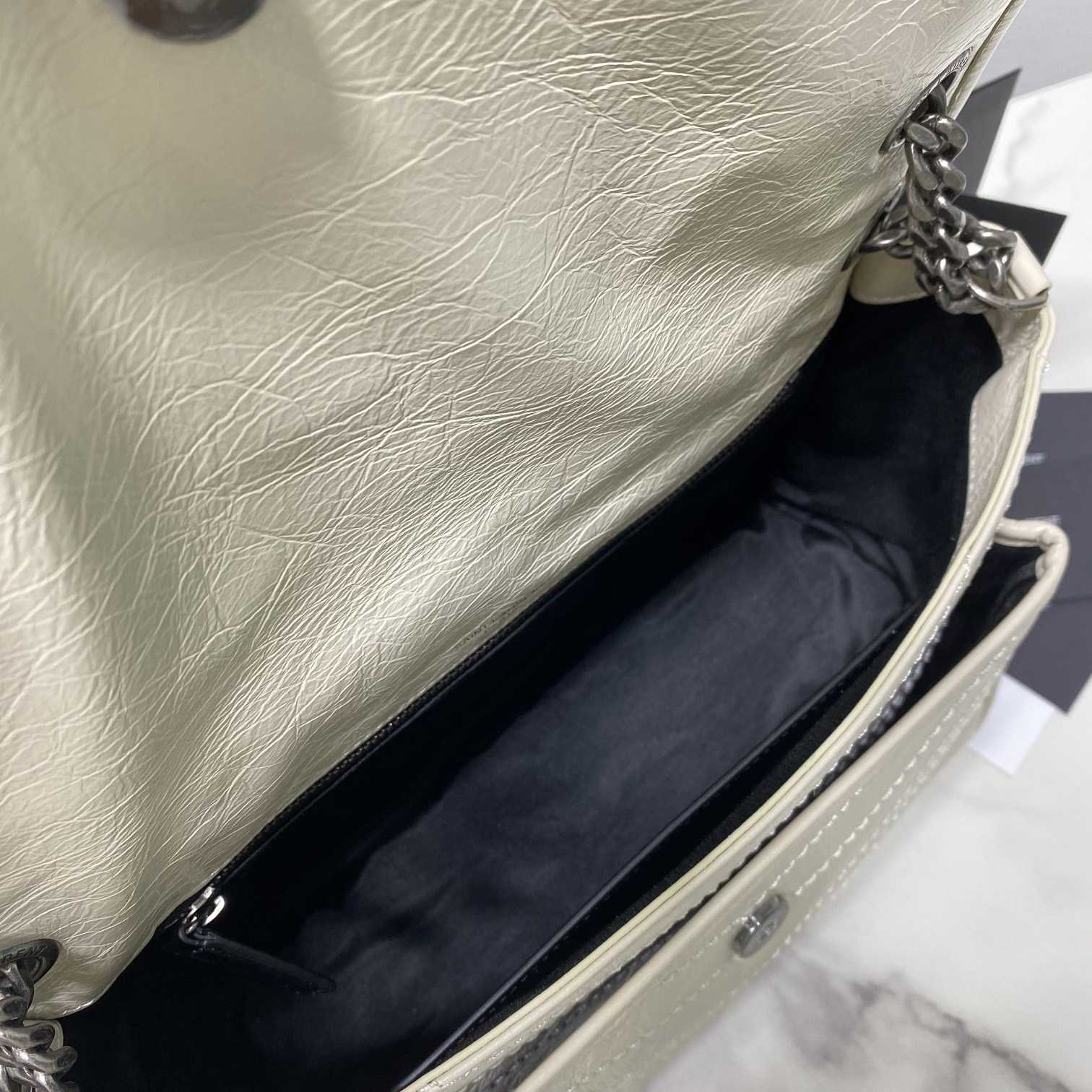 Saint Laurent Niki Mittelgroße Kettentasche aus zerknittertem Vintage-Leder - EUR FASHION