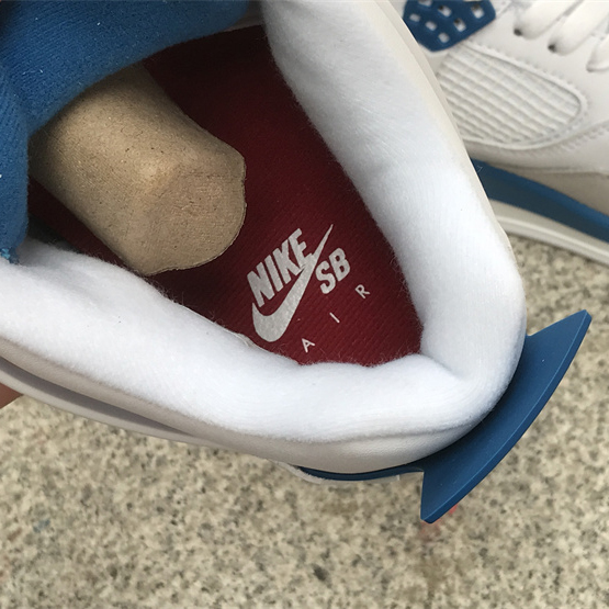 Nike SB x Air Jordan 4 Sneaker DR5415-104 - EUR FASHION