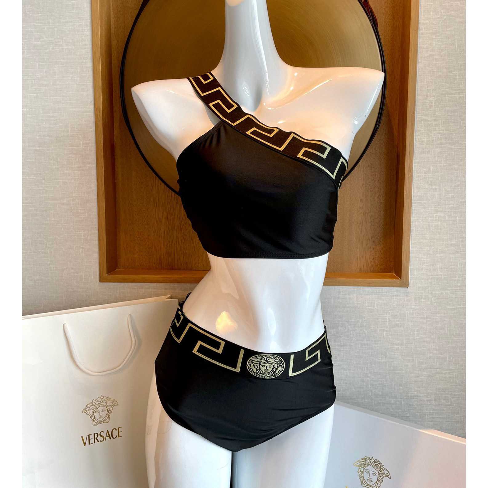 Versace Bikinis und Badeanzüge für Damen - EUR FASHION