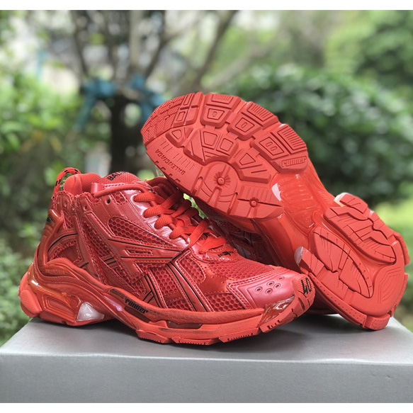 Balenciaga Runner Sneaker in Rot - EUR FASHION